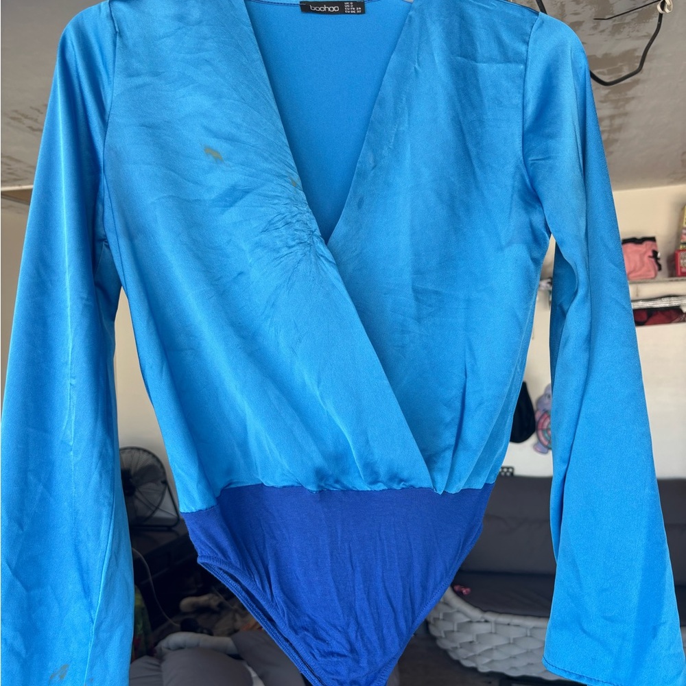 Boohoo Electric Blue V-Neck Bodysuit